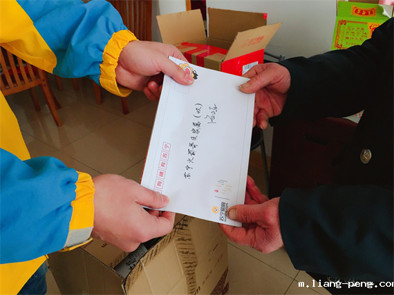 图片4.png 图片4.png